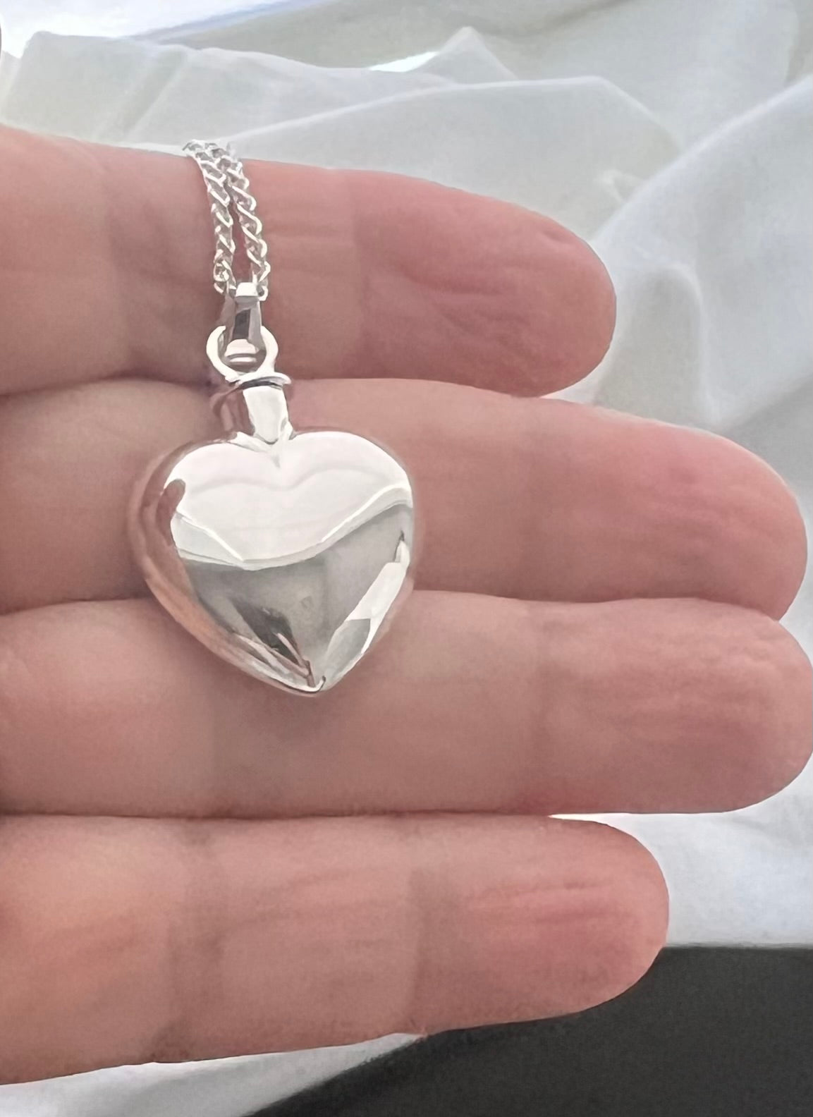Keepsake Heart Locket for Ashes – Handcrafted Sterling Silver Memorial Jewelry
