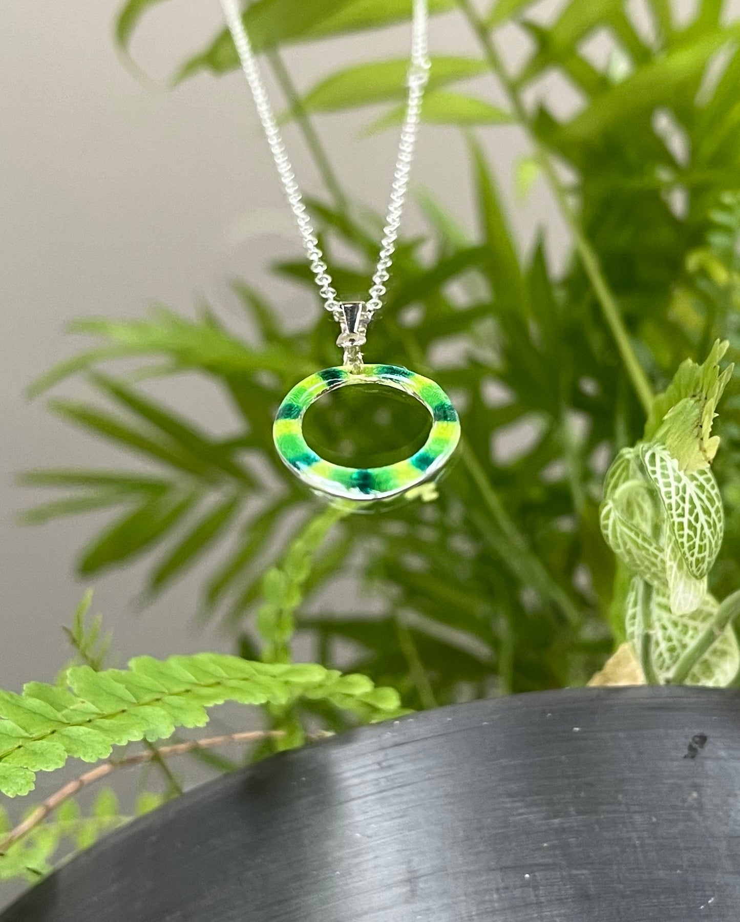 Oval Green Enameled Pendant Necklace – Handcrafted Sterling Silver, Minimalist Design
